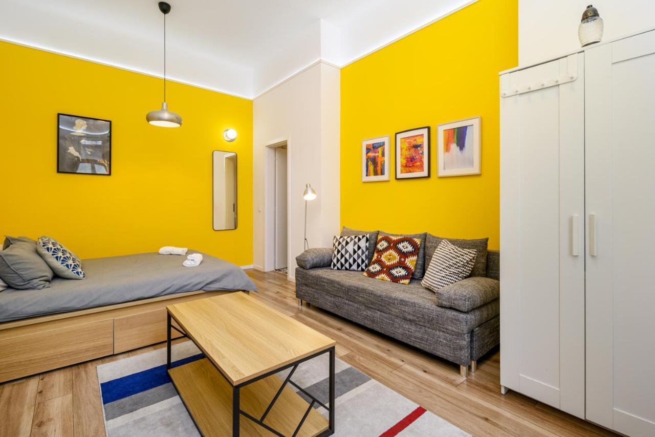 Stylish Yellow Suite In The Heart Of 布达佩斯 外观 照片