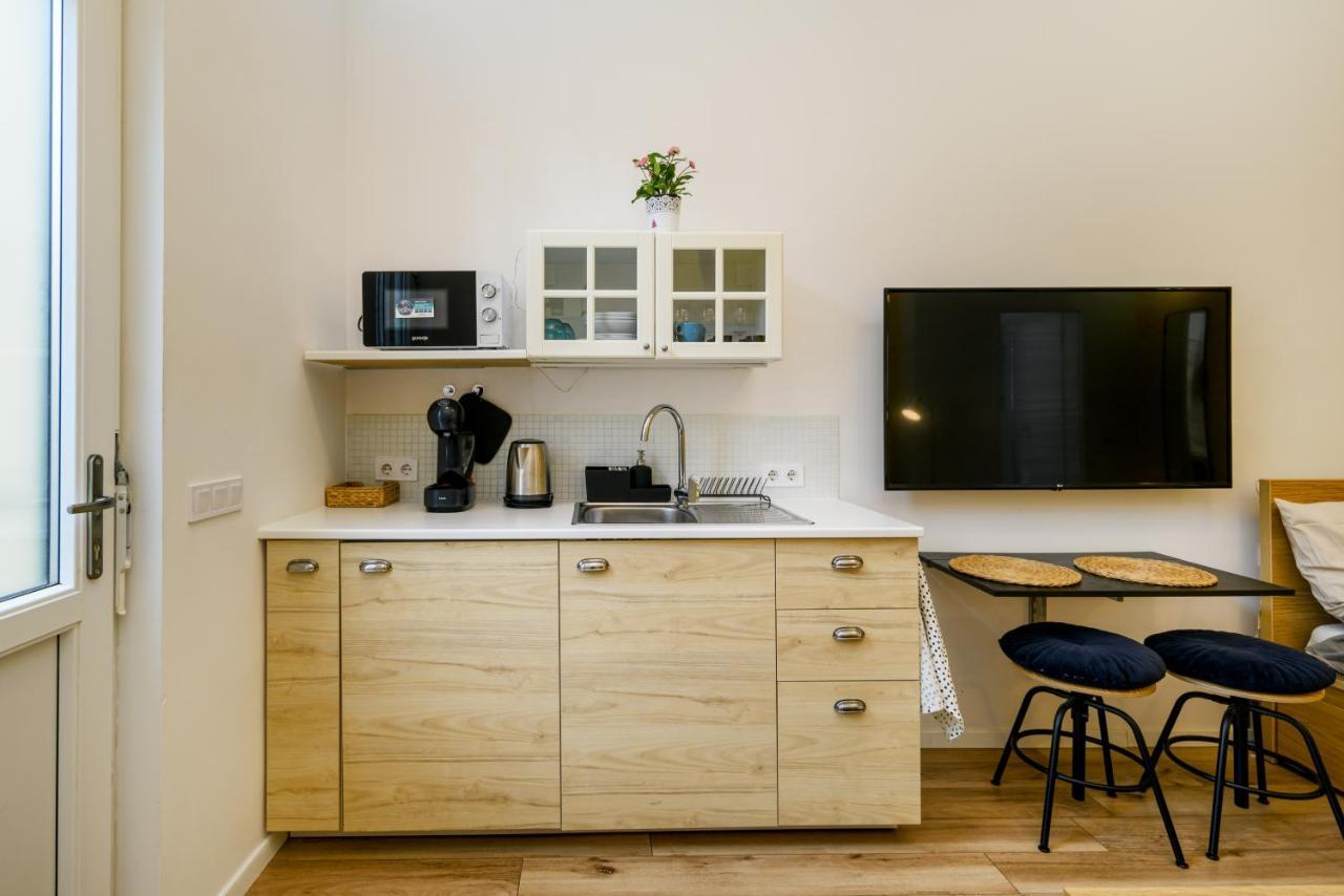 Stylish Yellow Suite In The Heart Of 布达佩斯 外观 照片