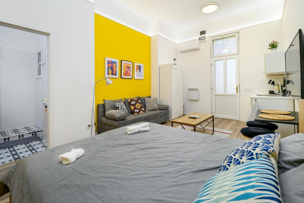 Stylish Yellow Suite In The Heart Of 布达佩斯 外观 照片